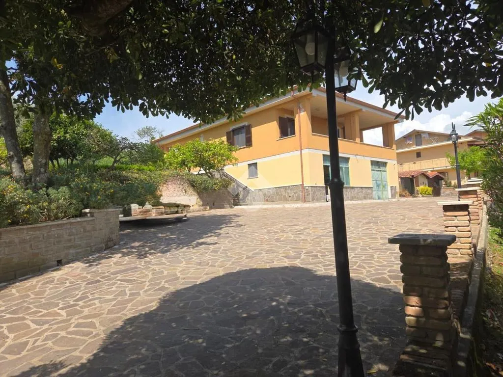 Extérieur - Villa with Panoramic Balcony in Velletri