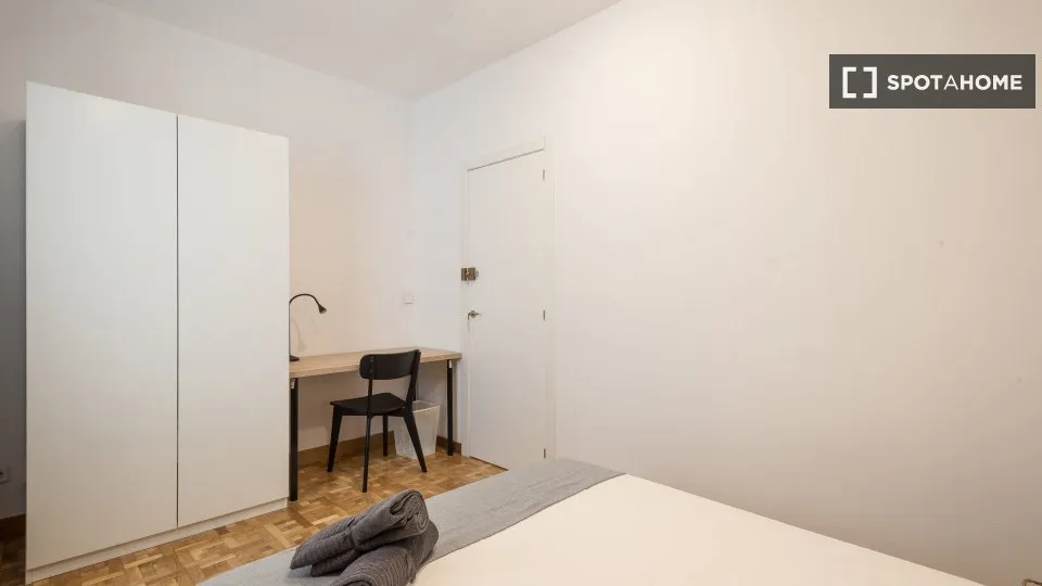 Chambres - Shared Flat with Modern Design in Salamanca, Madrid