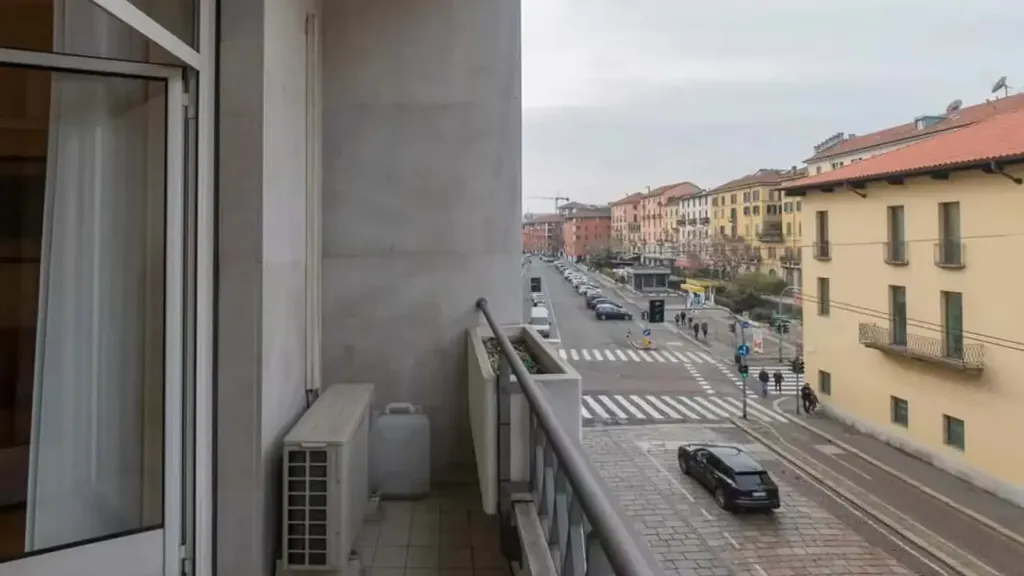 Balcon - Studio Apartment in Brera, Milan