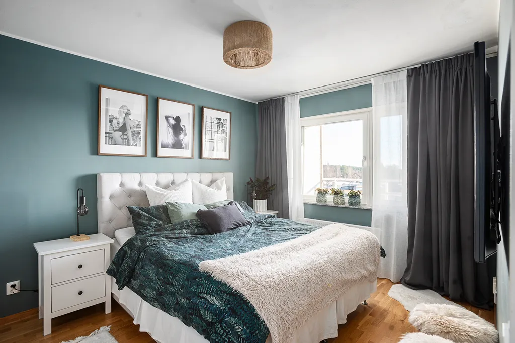 Bedrooms - Modern Apartment with Balcony in Gimonäs