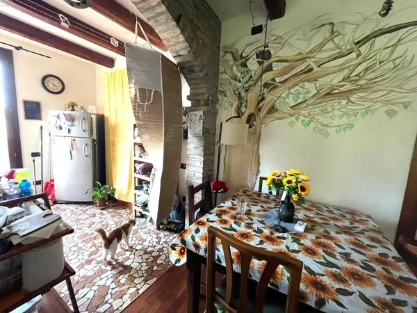 Söögituba - Villa with Extensive Garden in Porto Viro