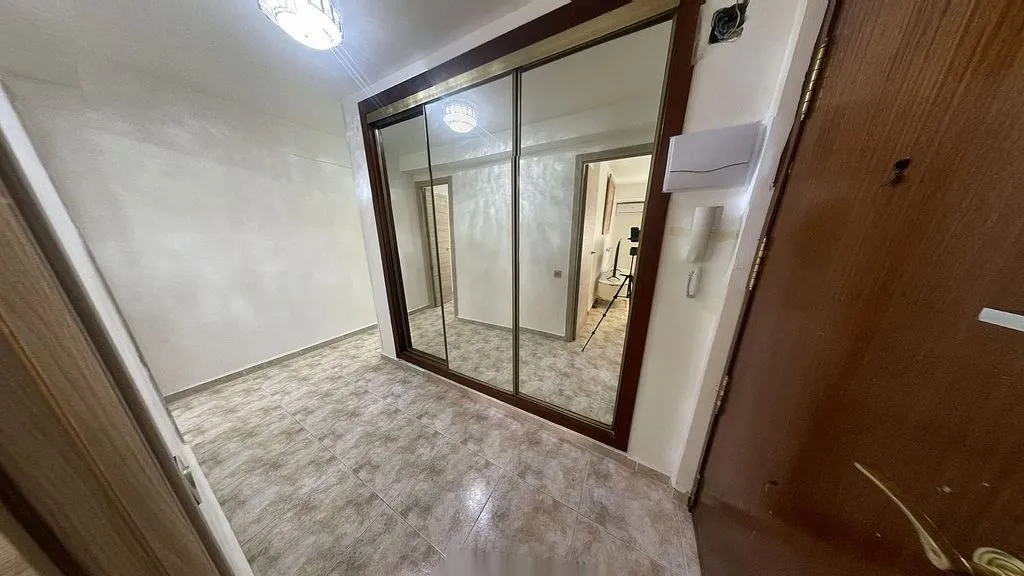 hallway_entrance