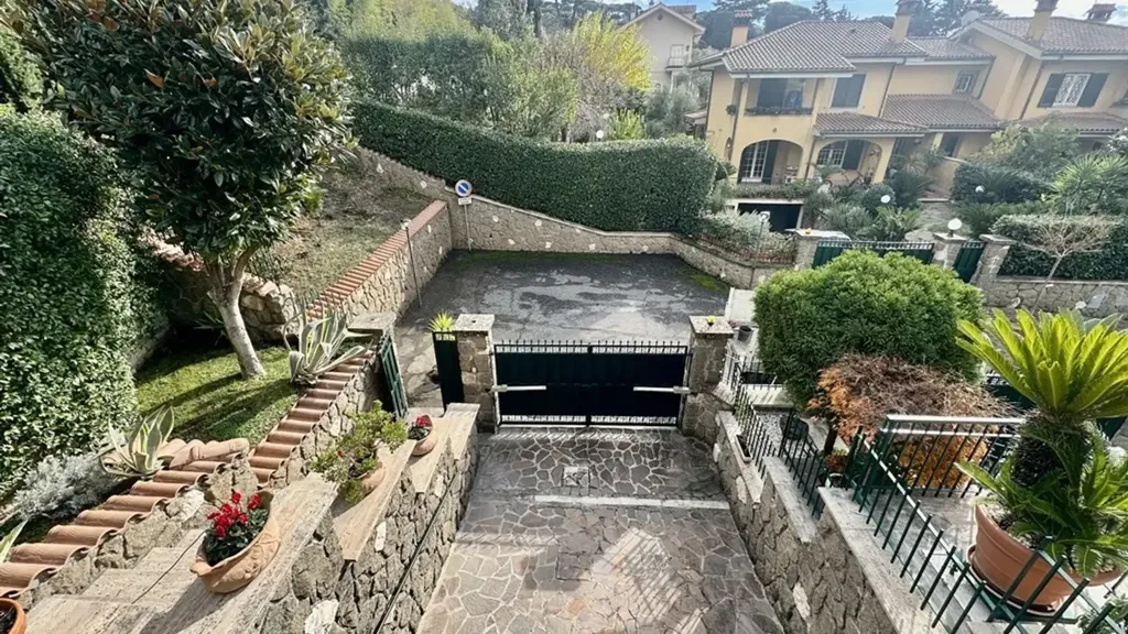 Extérieur - Bifamiliar Villa with Garden in Grottaferrata
