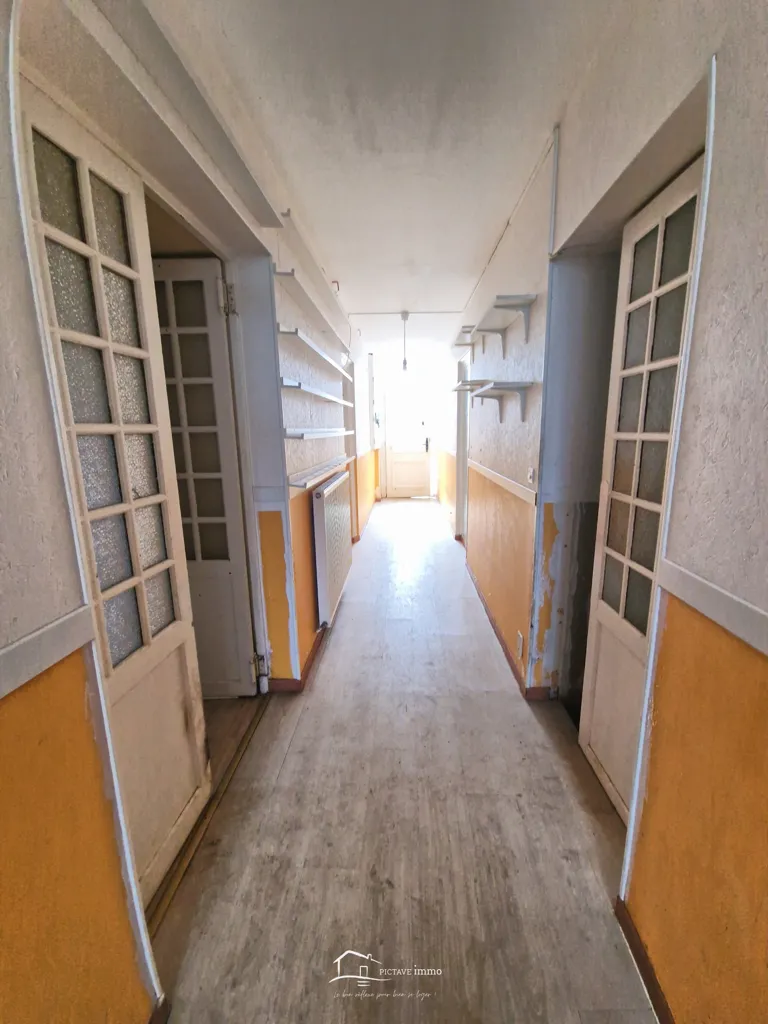 Esik - Townhouse with Garden View in Lusignan