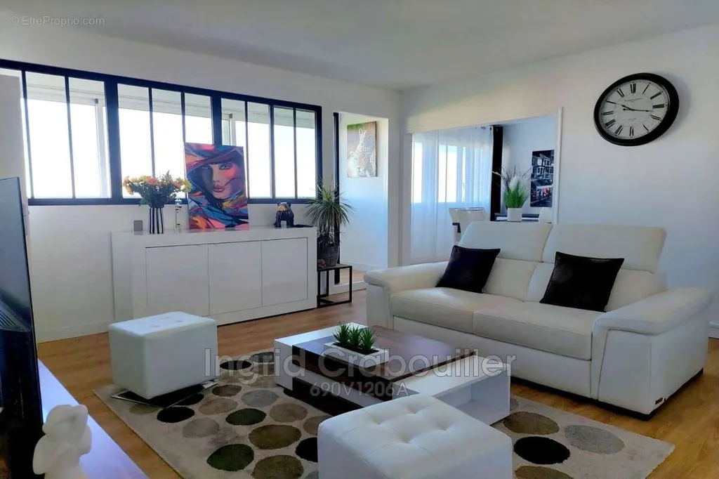 Living Room - Renovated Apartment with Panoramic View in Royan