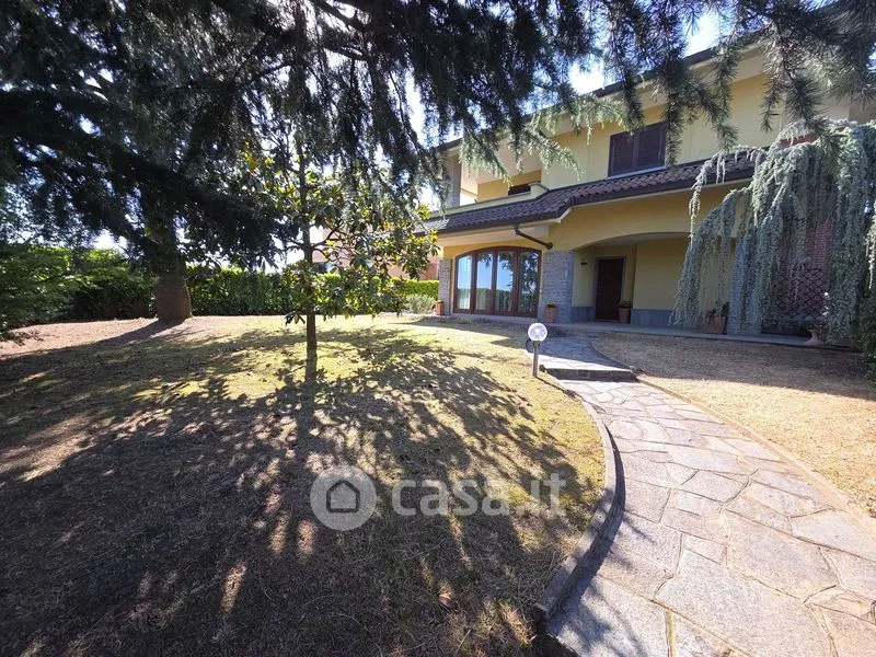 Aed - Exclusive Villa Apartment with Garden in Chieri