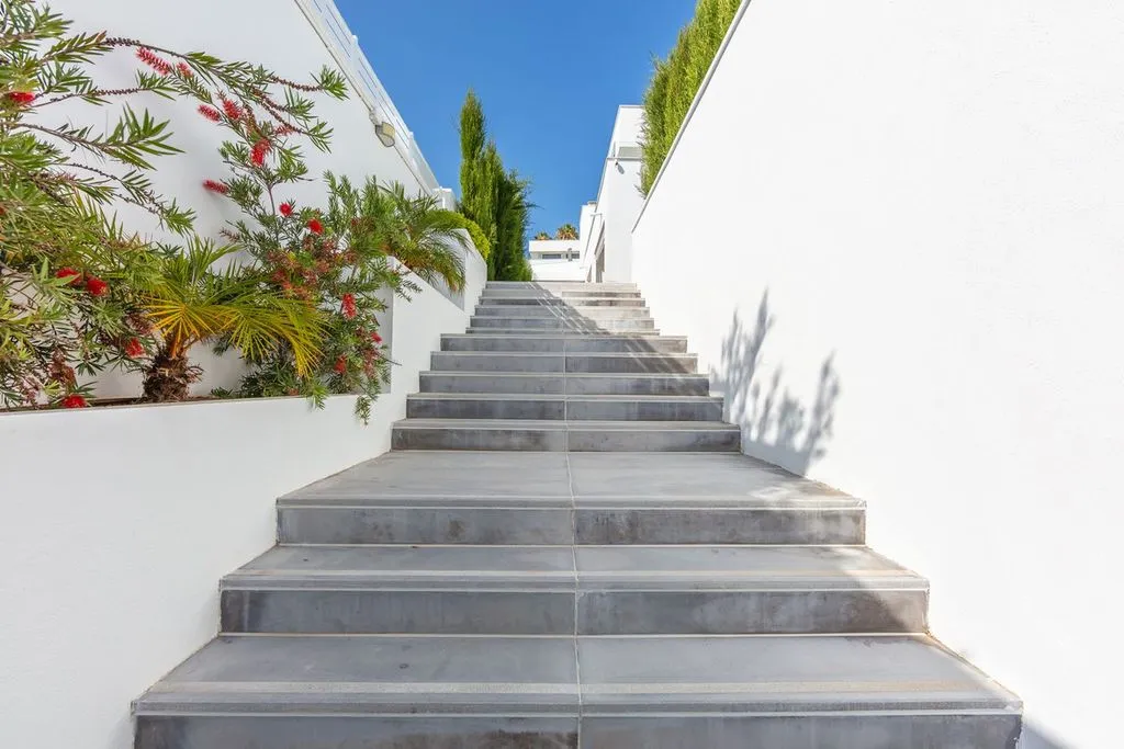 Pièces - Contemporary Villa with Sea View in La Duquesa