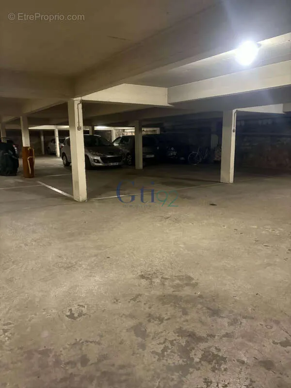 garage