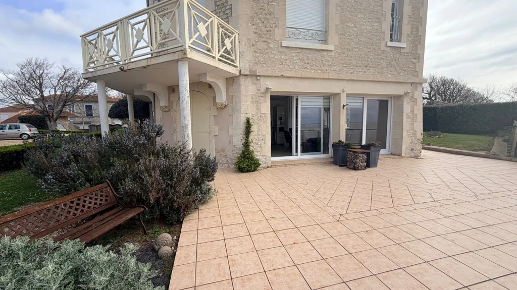 Appartement 4 pièces à Meschers-sur-Gironde
