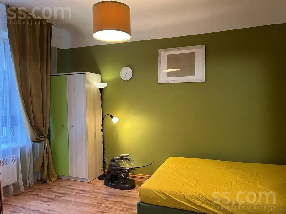 Magamistoad - Studio Apartment with Kitchen in Riga Centre