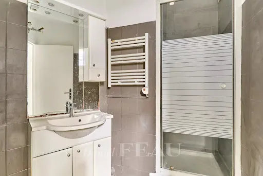 Vannitoad - Luxury Apartment with Optimised Layout in Paris 17th