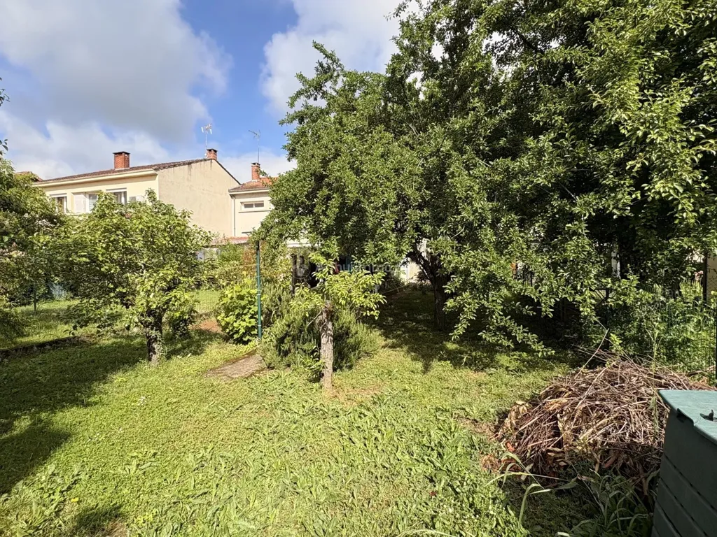 Jardin - Maison de Ville T4 avec Jardin à VIARS