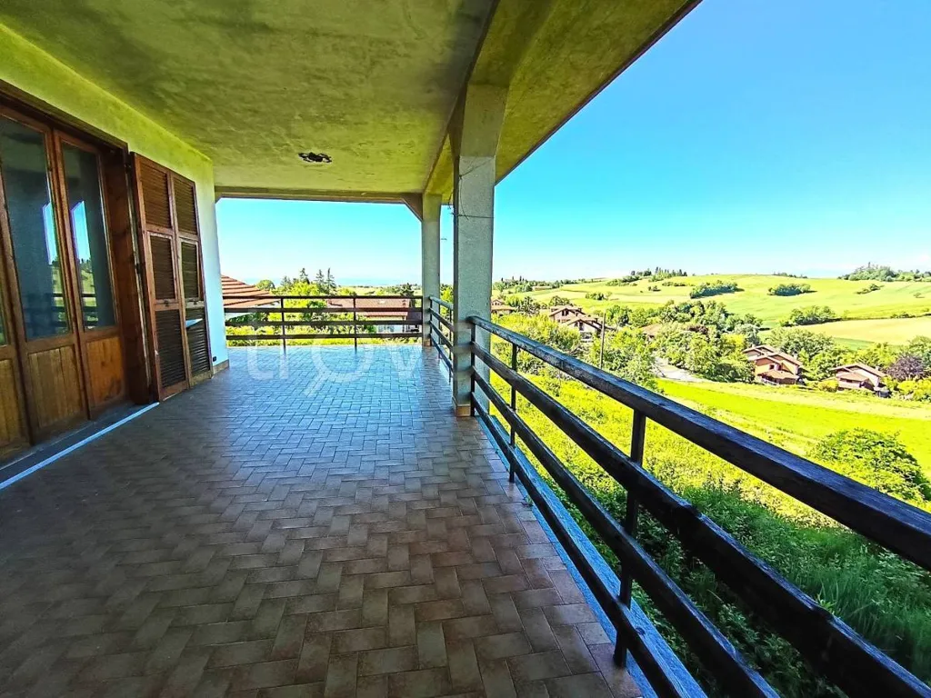 Balcon - Villa with Panoramic Terrace in Baldissero Torinese