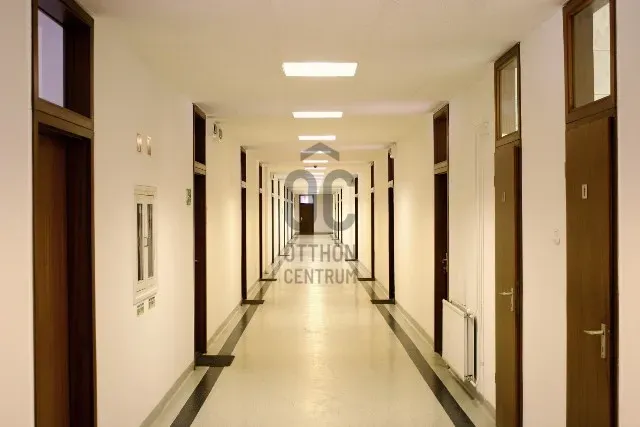 Hallway - Office Building with 24-Hour Security in Újlipótváros