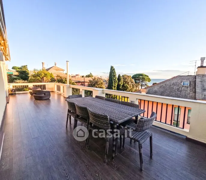 Terrasse - Luxury Penthouse with Sea View in Genoa
