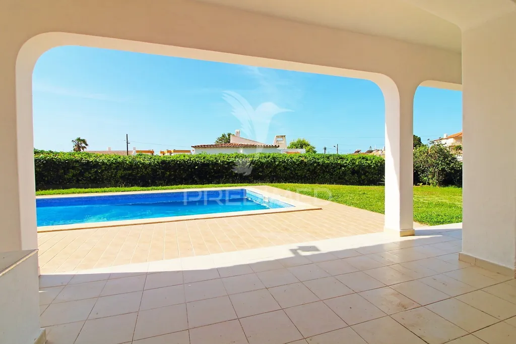 Terrass - Detached Villa with Private Pool in Albufeira