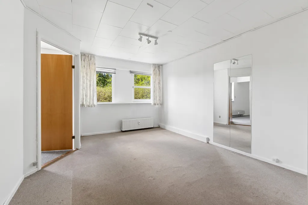 Stanze - Corner Villa with Two Units in Ejlstrup