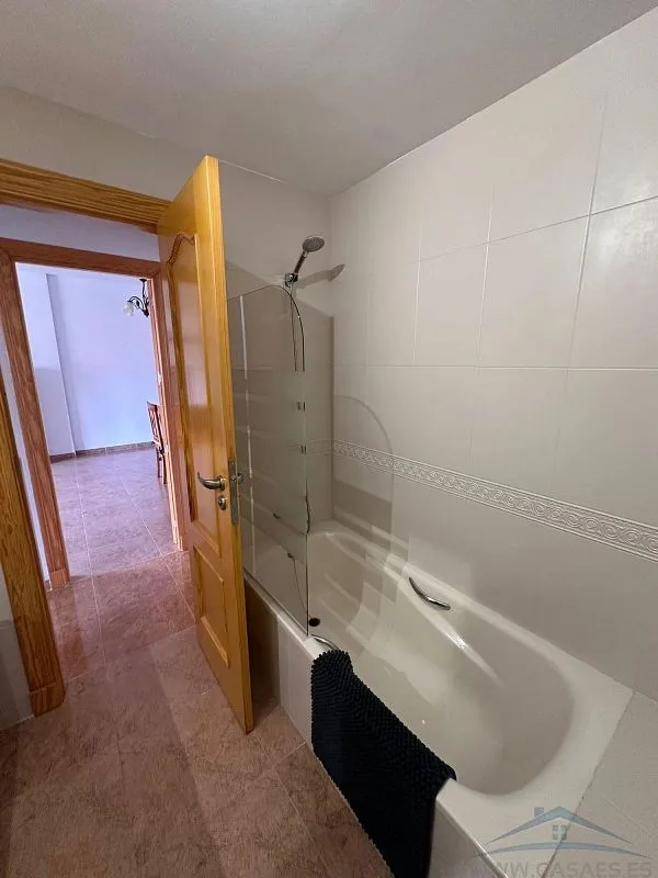 Bathrooms - T4 Apartment with Pool in Aguadulce Sur