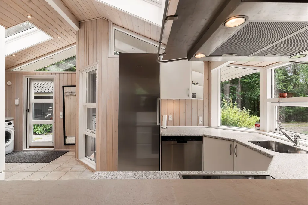 Kitchen - Quality Summerhouse with Garden in Helberskov