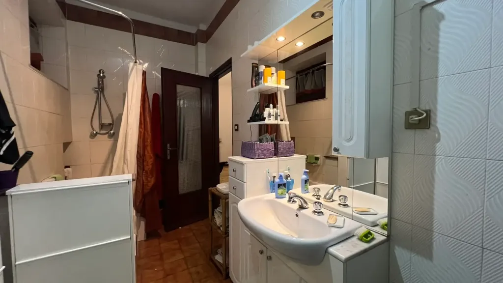 Salles de bain - Central Apartment with Terrace in Acqui Terme
