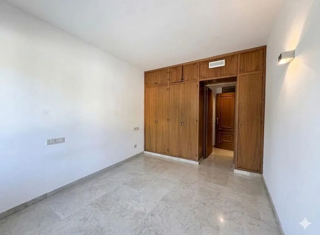 Toad - 1-Bedroom Apartment with Pool in Son Rapinya