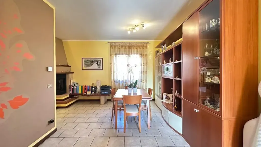 Dining Room - Terraced Villa with Private Garden in Cerisano