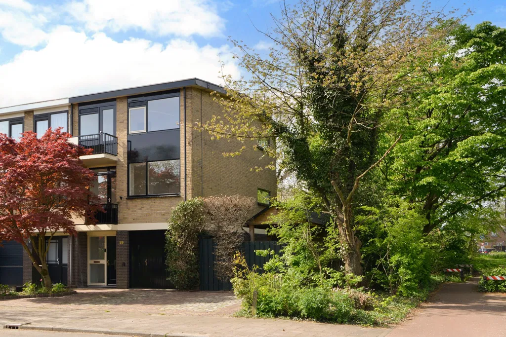 Exterior - Corner House with Energy Label A in Huizen