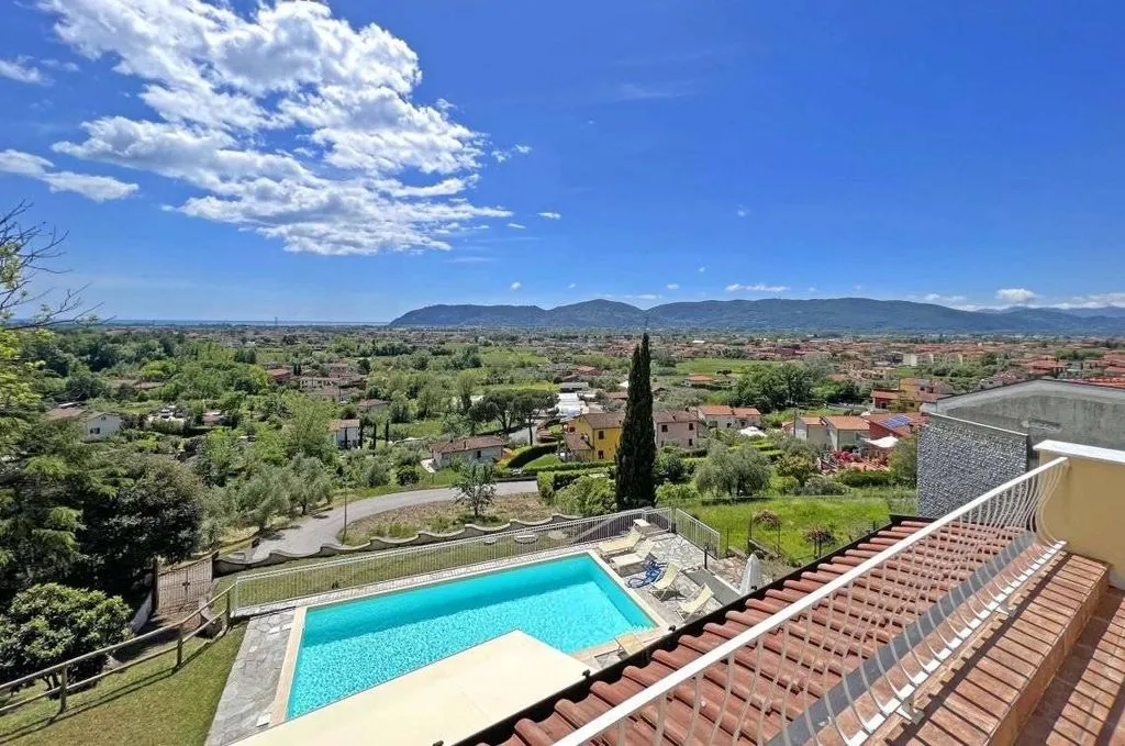 pool_area