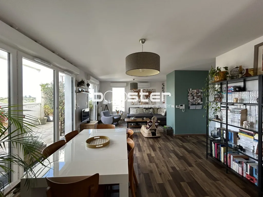 Séjour - Appartement 4 Pièces avec Terrasse à Toulouse