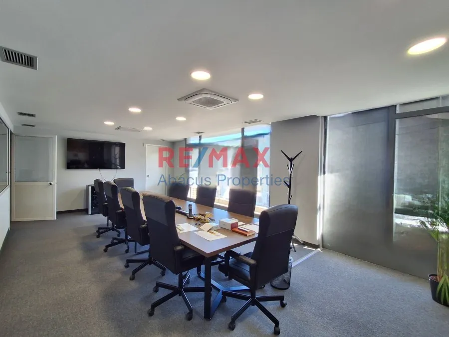 Studio - Commercial Space with Harbour View in Piraeus