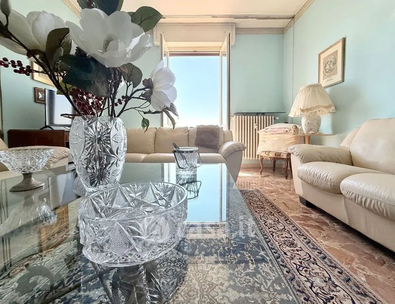 Panoramic Apartment with Balcony in Voghera Centre