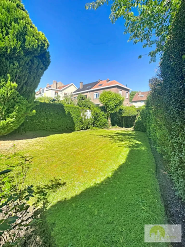 Renovated Apartment with Garden in Dilbeek