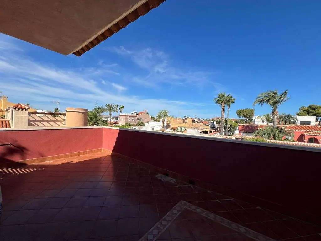 Terrasse - Luxury Villa with Pool in Torrevieja