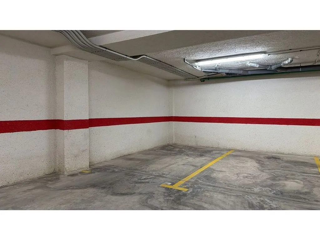 Garage - 1-Bedroom Apartment with Terrace in Chilches