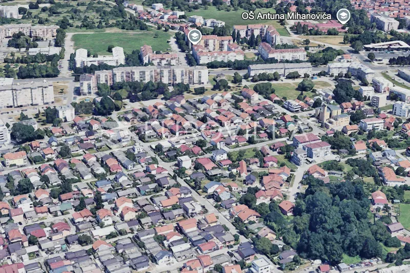 Vue aérienne - Plot with House in Donja Dubrava, Zagreb