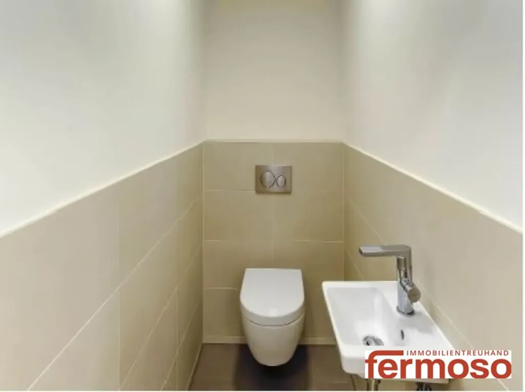 Vannitoad - Luxury Penthouse with Rooftop Pool in Donaustadt