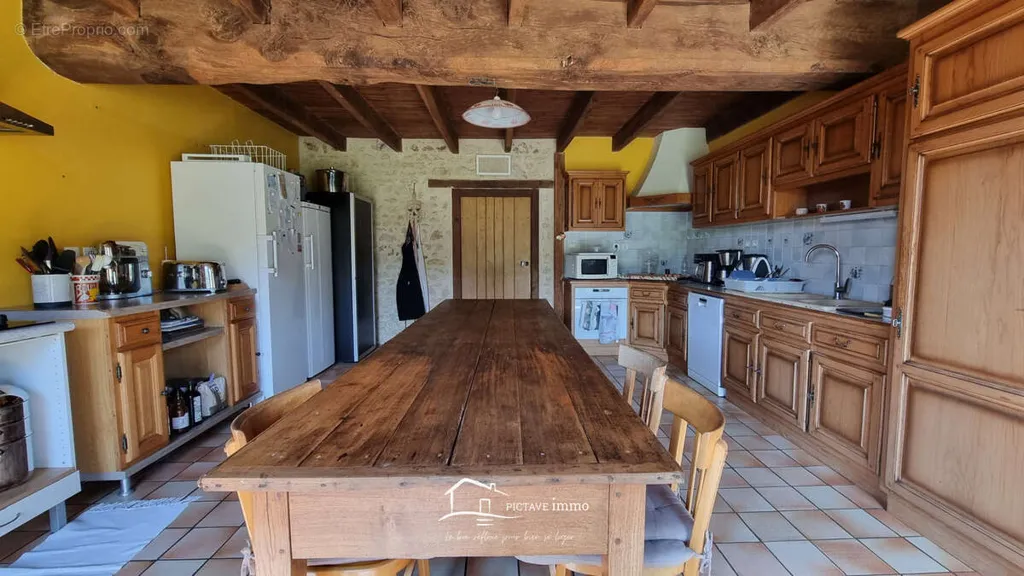 Cuisine - Maison 10 pièces à Benassay