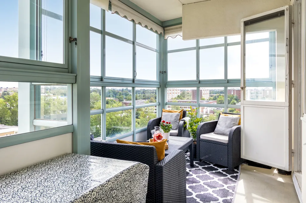 Balcon - Apartment with Balcony and Malmö View in Gavl