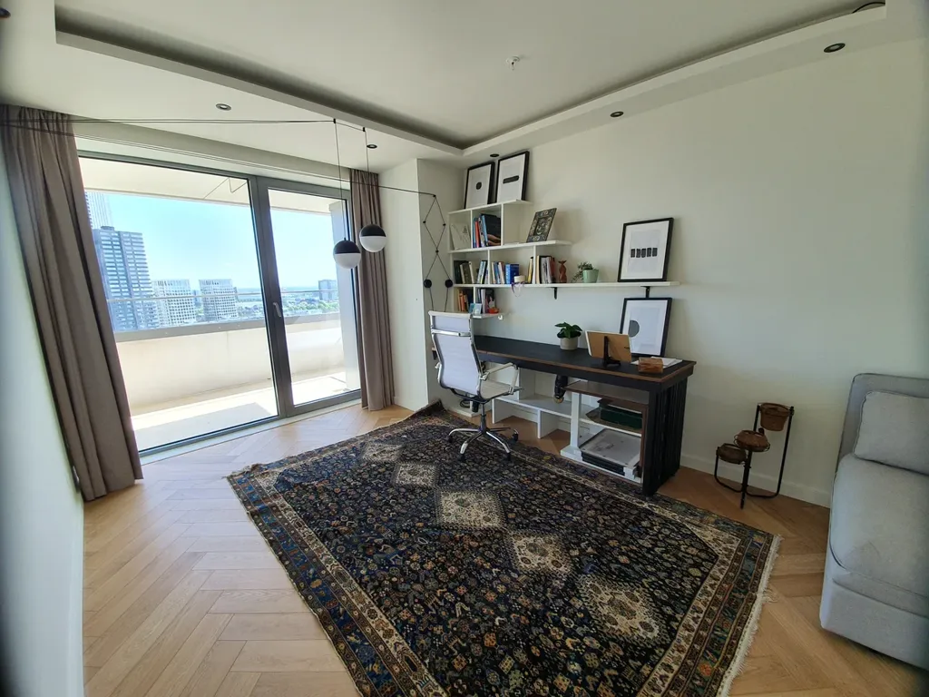 Studio - Luxury Apartment in The CoolTower, Rotterdam