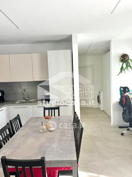 Salle à manger - Rustic Duplex with Garden in Trambileno