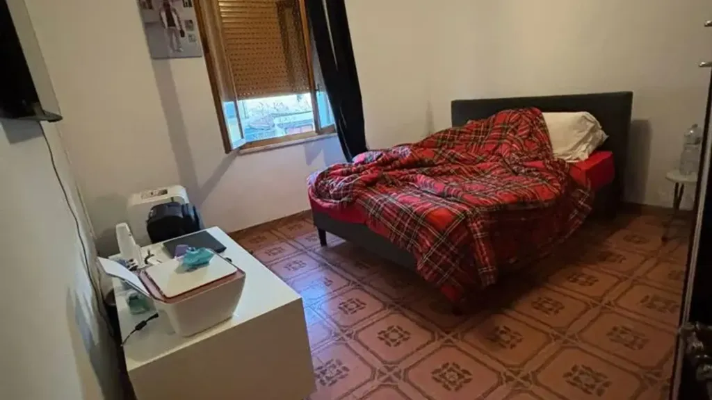 Bedrooms - Trilocale with Private Garage in Sassuolo