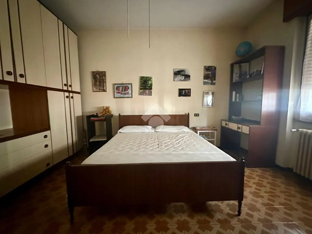 Magamistoad - Ground Floor Apartment with Veranda in Ghisalba