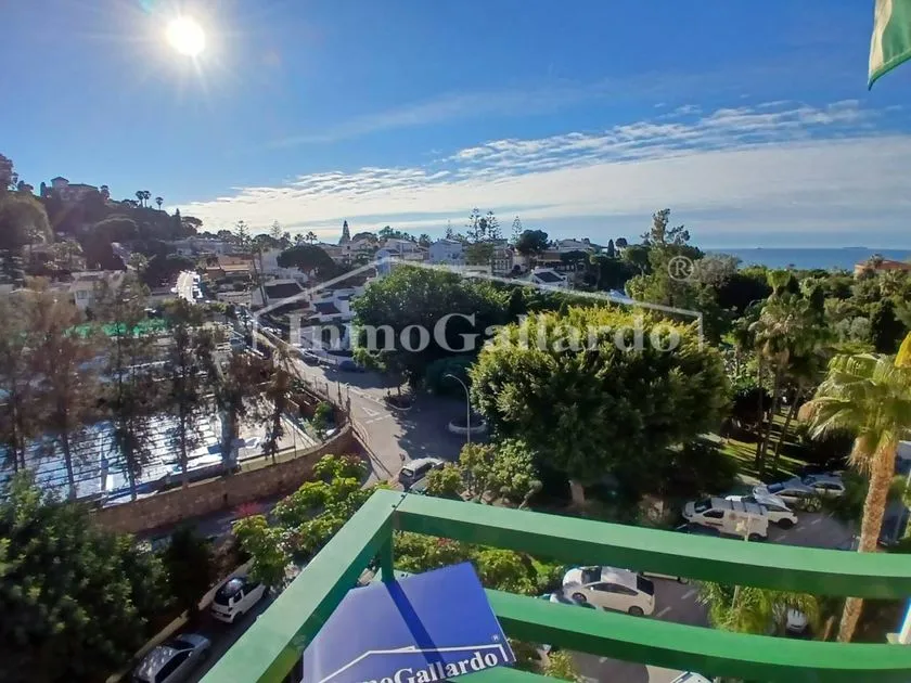 Balcone - Spacious Apartment with Terrace in Málaga Centre