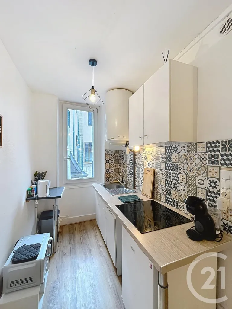 Cucina - Renovated Flat with Tram Access in Dijon