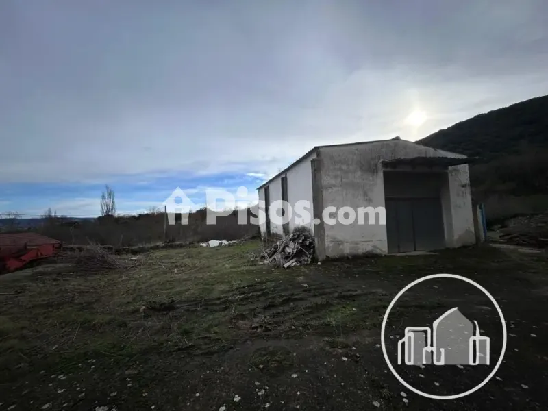 Jardin - Spacious House with Large Area in Las Merindades