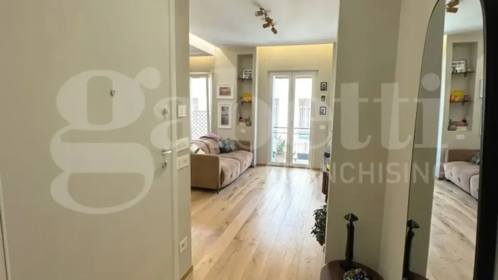 Esik - Modern 2-Bedroom Apartment in Bari Centre