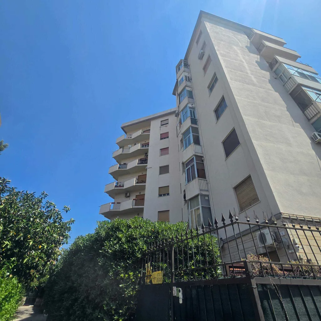 Esterno - Apartment with Balcony in Palermo