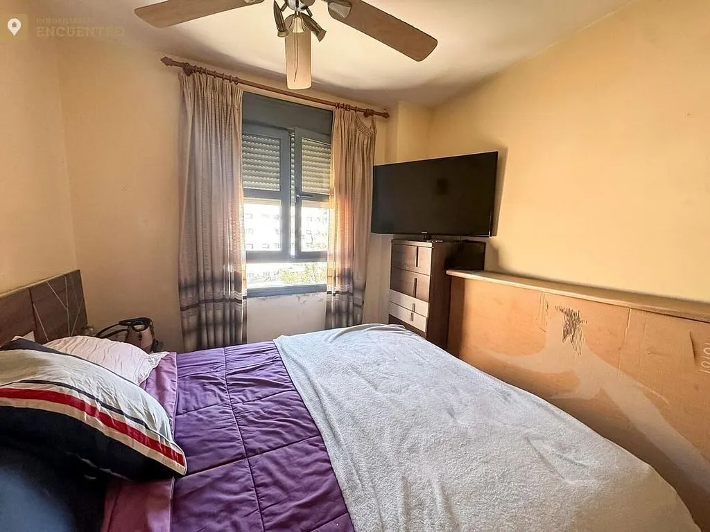 Magamistoad - Third-Floor Flat with Garage in Móstoles
