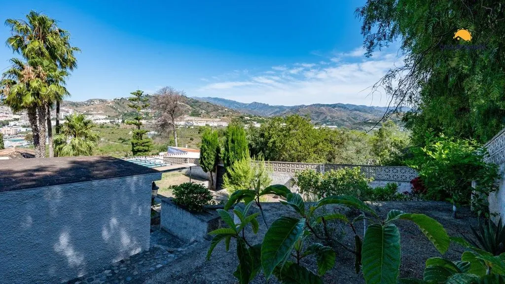 Aed - Luxury Villa with Pool in Almuñécar