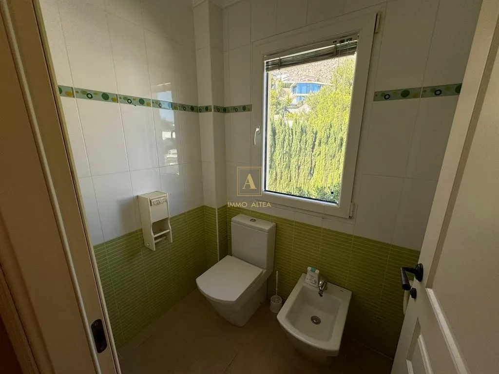 Vannitoad - Luxury Villa with Private Spa in Altea